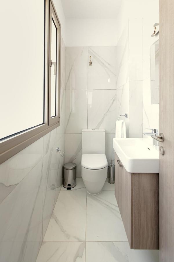 Livadhia Palm Tree Villas מראה חיצוני תמונה